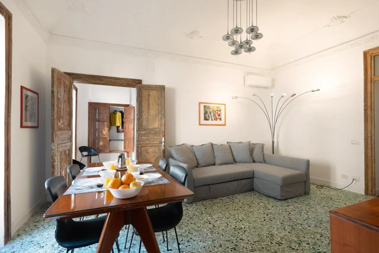 124 Maqueda Apartments Palermo 0*,  Italy