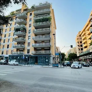 Wood & White Palermo